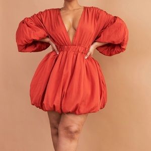 Plus Rust Puff Sleeve Puffball Hem Shift Dress